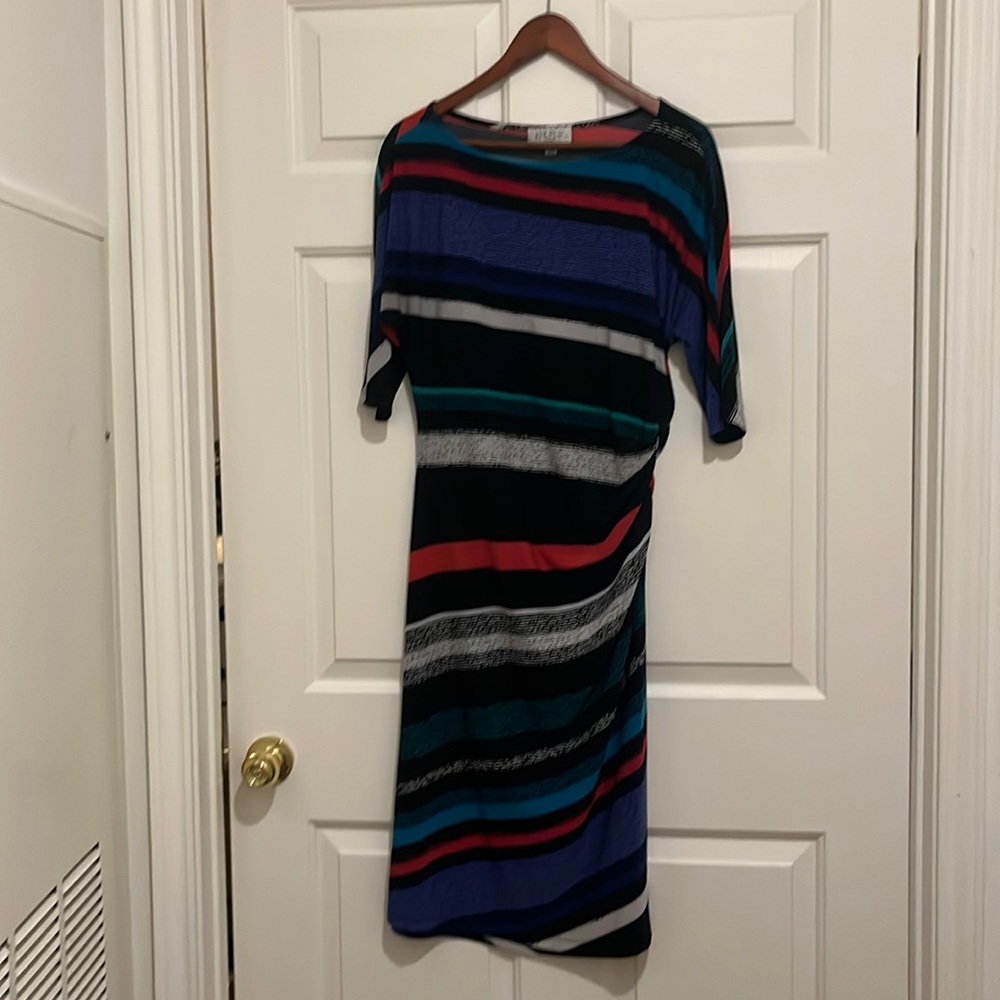 Kasper dress size 12, multicolored striped 3/4 sleeves, ruching on side